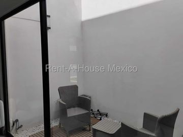 ZAKIA CASA AMUEBLADA EN RENTA, 3 recamaras, 2.5 baños