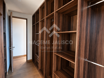 Departamento en Venta en Legacy Tower - Ubicación privilegiada de Distrito Andares