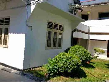 Dijual Rumah Usaha di Jl Anjasmoro Surabaya Pusat