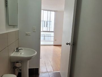 VENDO DEPARTAMENTO 3 DORMITORIOS SALMANCA DE MONTERRICO ATE