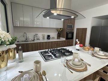 Casas nuevas en Los Robles II, Zibatá, Querétaro | 3 recámaras, roof garden y Casa Club con pádel techado, spa, alberca y más, desde $4,500,000