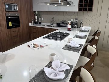 Casas nuevas en Los Robles II, Zibatá, Querétaro | 3 recámaras, roof garden y Casa Club con pádel techado, spa, alberca y más, desde $4,500,000