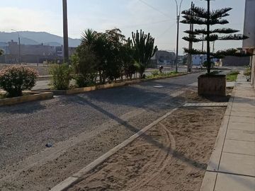 VENTA de Terreno 107m2 en Las Brisas de Huachipa