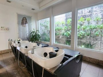 Rumah Klasik Vintage Area Cikini Menteng Jakarta Cocok Untuk Investasi Atau Usaha Lokasi Strategis