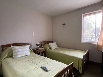 SE VENDE COMODO  DEPARTAMENTO 14 NORTE CON 1 PONIENTE EST. BODEGA UF 4.900 DOR. 4 BAÑOS 2