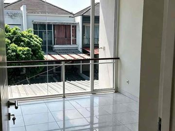 Disewakan Rumah Citra Gran Cibubur Luas Siap huni