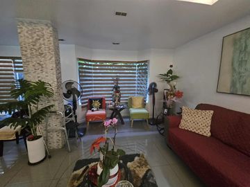 for Sale: Spacious 3BR End Unit at Valle Verde 6