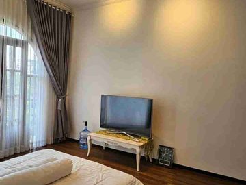 RUMAH MEWAH NEW INDIE ARAYA SIAP HUNI