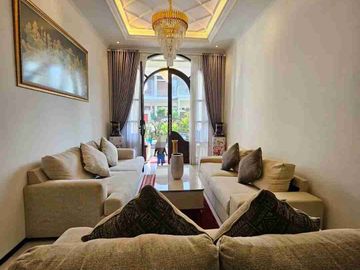 RUMAH MEWAH NEW INDIE ARAYA SIAP HUNI