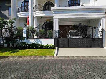 RUMAH MEWAH NEW INDIE ARAYA SIAP HUNI