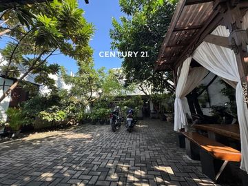Rumah Siap Huni dan Cocok Untuk Usaha Milik Sendiri Lokasi Sangat Strategis di belakang Bintaro Jaya Sektor 3A