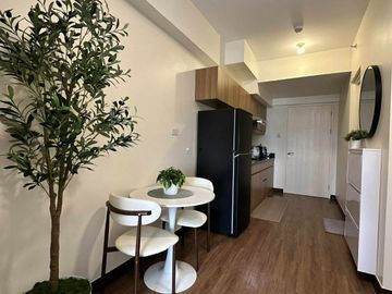 1 bedroom condominium unit in The Camden Place, Malate Manila
