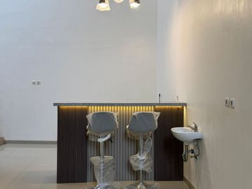 Furnished, Luas 101 m2  , Cluster Rumah Baru (Hook), Dekat Grand Wisata