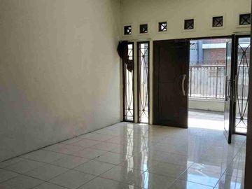 Rumah 2 lantai bisa kantor di sayap reog Turangga Buahbatu