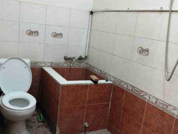 Rumah 2 lantai bisa kantor di sayap reog Turangga Buahbatu