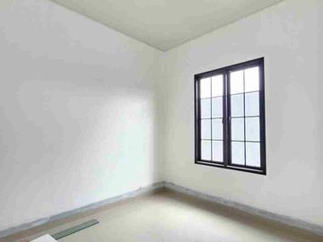 Rumah 2 Lantai Siap Huni Di Cipinang, Jakarta Timur.