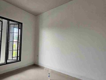Rumah 2 Lantai Siap Huni Di Cipinang, Jakarta Timur.