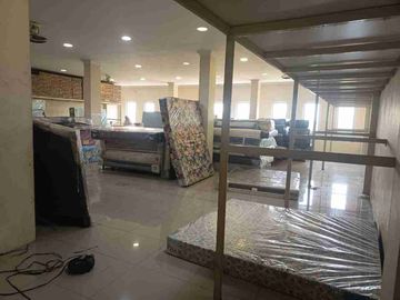 Disewakan Ruko Gandeng 3lt di jalan utama Agus Salim, Bekasi