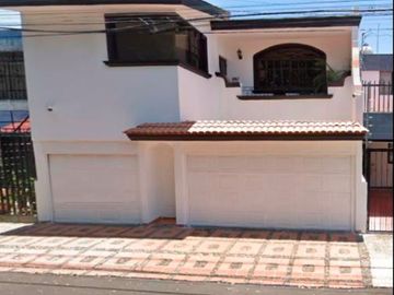 Venta de casa en las Águilas, Zapopan, Jalisco