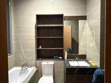 DISEWAKAN CEPAT APARTEMEN COVE HILLCREST 3BR FULL FURNISH SIAP HUNI