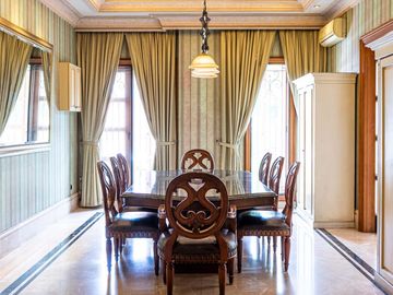 Rumah Cempaka Putih  Mewah Classic Dijual Cepat