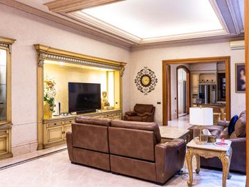 Rumah Cempaka Putih  Mewah Classic Dijual Cepat