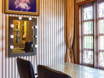 Rumah Cempaka Putih  Mewah Classic Dijual Cepat