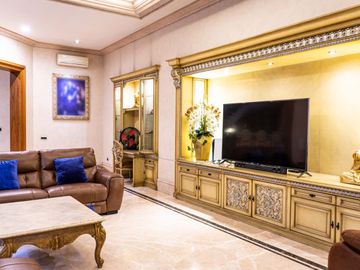 Rumah Cempaka Putih  Mewah Classic Dijual Cepat