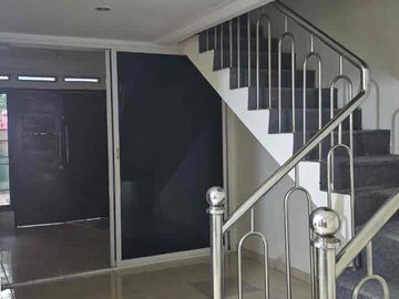 Rumah Luas Cocok untuk Keluarga Besar Akses Mudah di Sunter Jaya Jakarta Utara