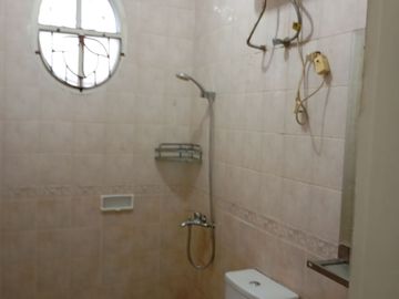 Disewakan Rumah, 2 Lantai, di Puspita Loka, BSD - 4+1 L di Puspita Loka, BSD - 4+1 KT