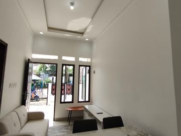 DIJUAL RUMAH MURAH DI BEKASI TIMUR REGENCY  DEKAT AKSES JALAN RAYA,BEKASI