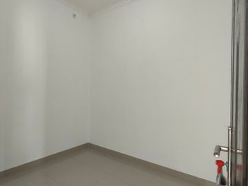 DIJUAL RUMAH MURAH DI BEKASI TIMUR REGENCY  DEKAT AKSES JALAN RAYA,BEKASI