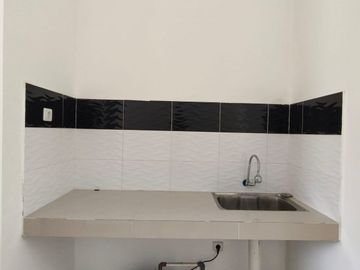 DIJUAL RUMAH MURAH DI BEKASI TIMUR REGENCY  DEKAT AKSES JALAN RAYA,BEKASI