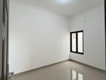 DIJUAL RUMAH MURAH DI GRAHA HARAPAN BUMYAGARA LUAS BANGUNN 105,MUSTIKAJAYA