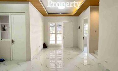 Dijual Rumah di Kota wisata Cibubur , Harga Miring bisa KPR