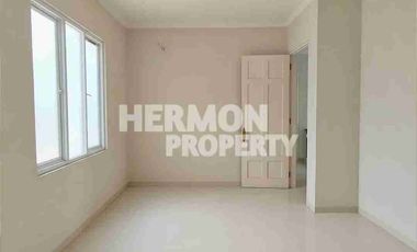 Dijual Rumah Minimalis  di Legenda wisata Cibubur - Bangunan Besar