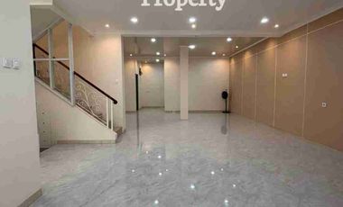 Dijual Rumah bangunan besar cluster exclusive di Kota wisata Cibubur