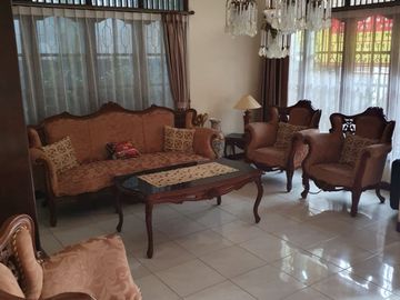 Rumah Asri dan Tenang di Kawasan Pemukiman Derah Rawasari Jakarta Pusat. Bangunan Rumah Perlu Renovasi , Lokasi Sangat Strategis Sekali