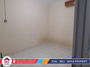 Sewa Rumah Metland Menteng Siap Huni, 2 Rumah Digabung, Semi Furnish, 3 KT 2 KM