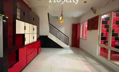 Rumah Mura di Kota wisata Cibubur - Bangunan Besar , Bisa KPR