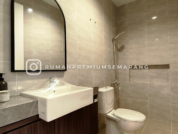 ready unit, rumah mewah full furnish citragrand tembalang semarang