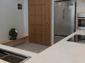 FOR RENT 2 BEDROOM JAPANESE FULLY FURNISHED CONDO UNIT IN BGC BY THE SEASONS RESIDENCES