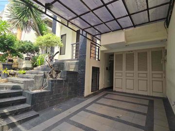 Disewakan Rumah 3 Lantai Bagus Terawat Di Sunter Garden - Jakarta Utara