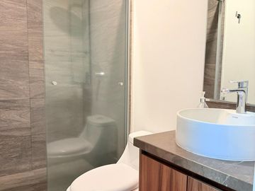Departamento en venta en torre Liva, Solares