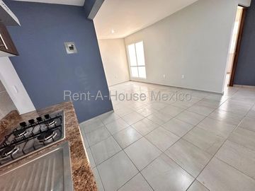 Departamento en Renta en Condominio con Vigilancia | Villas del Refugio DT171