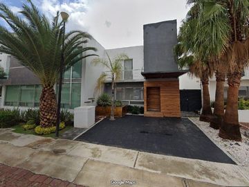BONITA CASA EN VENTA, GRAN OPORTUNIDAD DE COMPRA!!