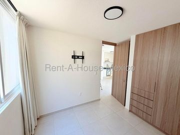 Departamento en Renta con 2 Recámaras y Alberca | Zákia DT613
