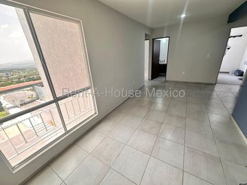 Departamento en Renta con Acceso Controlado | Villas del Refugio RM171