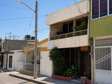 Casa en venta en Estadios, Tepic, Nayarit.