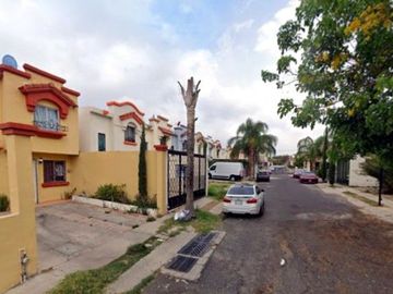 CASA EN VENTA (RECUPERACION HIPOTECARIA)